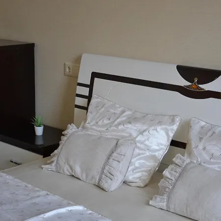 Best Apartments: Lips ♥ * Минск